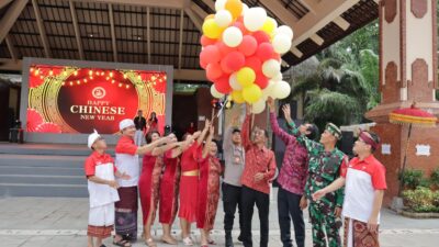 Berbagi Kasih dan Kebahagiaan Festival Imlek 2576 di Jembrana, Sekda Budiasa Sangat Mengapresiasi