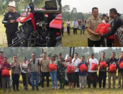 Kolaborasi Pemkab Jembrana dan DPR RI Salurkan Bantuan Alat Tani kepada Petani